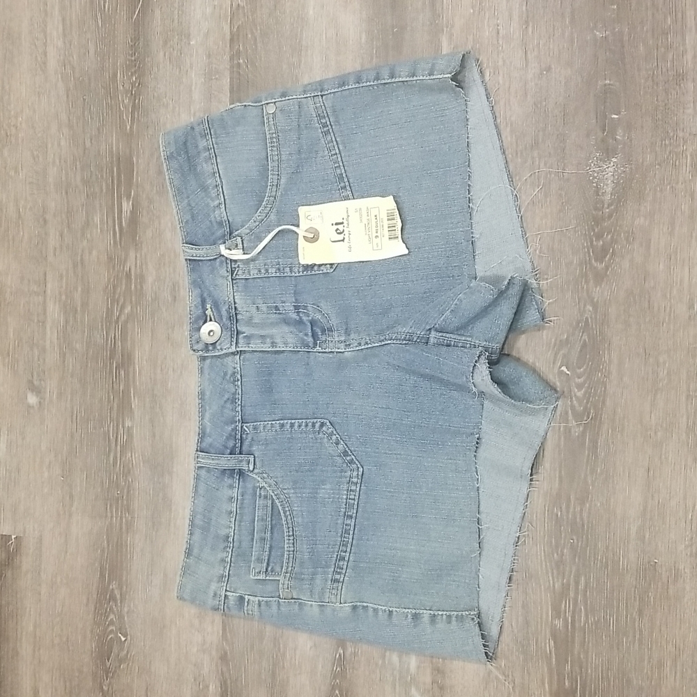 NWT l.e.i. Jean Shorts